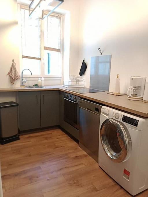 Gonnelles Appartement T3 Centre Ville Rdc D أجان المظهر الخارجي الصورة