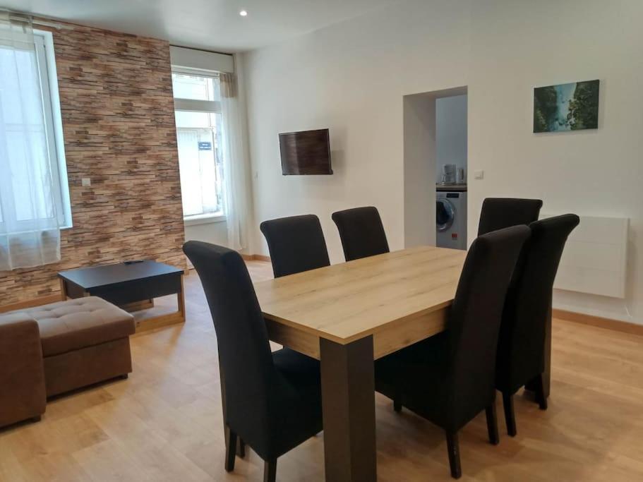 Gonnelles Appartement T3 Centre Ville Rdc D أجان المظهر الخارجي الصورة