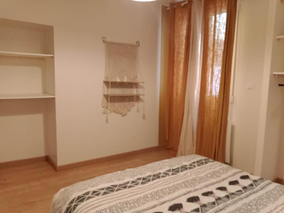 Gonnelles Appartement T3 Centre Ville Rdc D أجان المظهر الخارجي الصورة